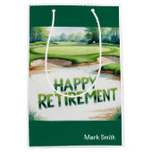 Golfbaan met tekst Happy Retirement op groen Medium Cadeauzakje (Voorkant)