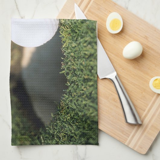 Golfbal aan de rand van het gat theedoek (Quarter Fold)