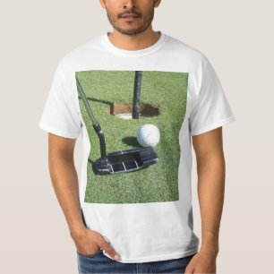 Golfbal die het groene licht geeft t-shirt