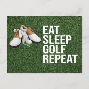 Golfbal eet slaap golf herhaal op groen gras briefkaart