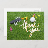 Golfbal en kleurrijke tee groen gras dank je briefkaart (Voorkant / Achterkant)