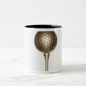 Golfbal en t-shirt tweekleurige koffiemok (Center)