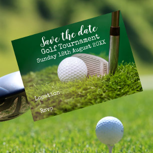 Golfbal met golfclub op groen, behalve de date aankondigingskaart