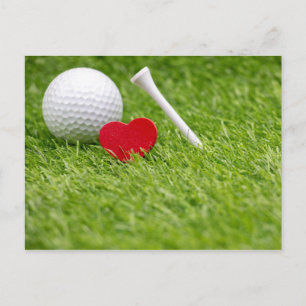 Golfbal met liefdeshartvorm en t-shirt briefkaart