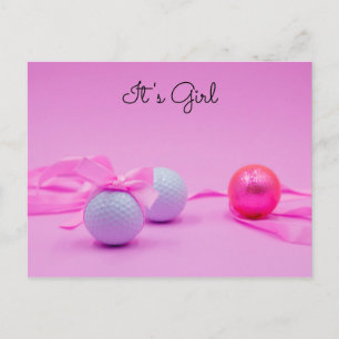 Golfbal met roze lint op roze achtergrond briefkaart