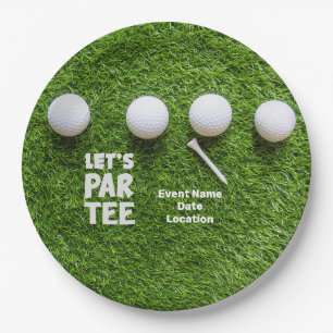 Golfbal met t-shirt op groen gras Laten we het T-s Papieren Bordje