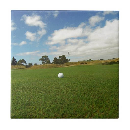 Golfbal Op De Green, Tegeltje (Voorkant)