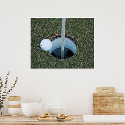 Golfbal op de rand poster (Keuken)
