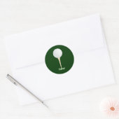 Golfbal op een Tee. Fore! Ronde Sticker (Envelop)