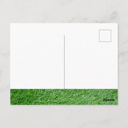 Golfbal op groen gras voor golfer verjaardag briefkaart (Achterkant)