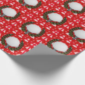 Golfbal op rode kerstboom cadeaupapier (Hoek)