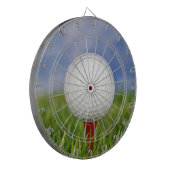 Golfbal op rood T-shirt Dartbord (Voorkant Links)