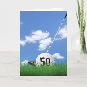 Golfbal voor 50ste verjaardag in gras kaart