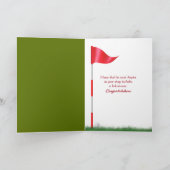 Golfbal voor pensioen op een rode tee kaart (Binnen)