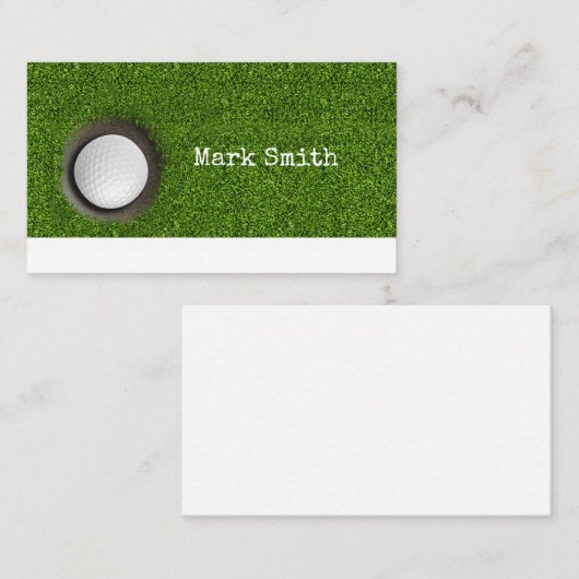 Golfbal zit in het gat op groen met naam visitekaartje (Voorkant / Achterkant)