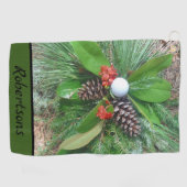 Golfbaldenkegels en evergreens Kerstmis Golfhanddoek (Horizontaal)