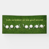 Golfballen en t - shirts op groene achtergrond spandoek (Horizontaal)