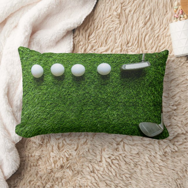 Golfballen liggen op groen gras kussen (Deken)
