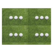 Golfballen liggen op groen gras tafelkleed (Voorkant (Horizontaal))