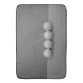 Golfballen op grijze achtergrond badmat (Voorkant Verticaal)