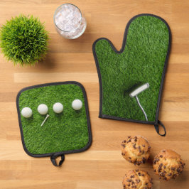 Golfballen zijn op groen gras ovenwant & pannenlap set