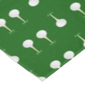 Golfballetpatroon op groen tafelkleed (Gekanteld)