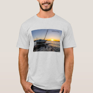 Golfbries zeilboot en steiger zonsondergang heren t-shirt
