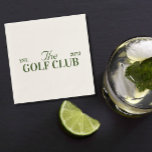 golfclub thema feest. vrijgezellenfeest servet<br><div class="desc">Verhoog uw golf-thema bijeenkomsten met onze Golf Club Cocktail servetten! Deze stijlvolle en sportieve servetten zijn de perfecte aanvulling op uw golf geïnspireerde feest, het toevoegen van een vleugje verfijning en atletische flair aan uw tafel setting. Ontworpen met golfthema graphics, zoals golfballen, clubs en t - shirts, onze cocktailservetten vangen...</div>