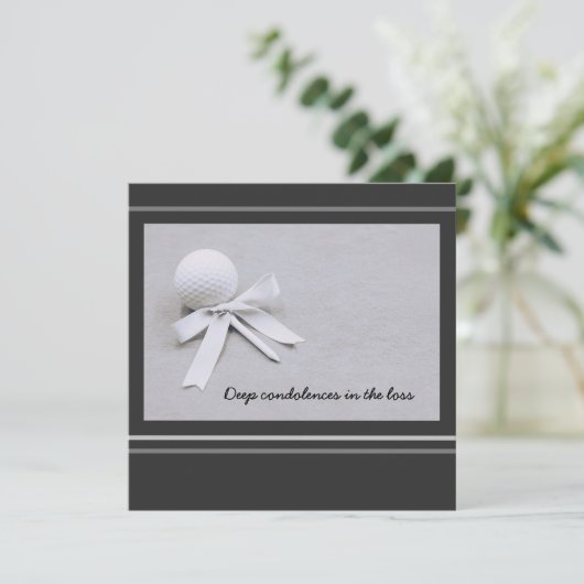 Golfcondoleances in het verlies van golfer in grij (Staand voorkant)