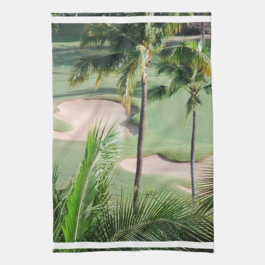 Golfcursus in Tropics Towel Theedoek (Verticaal)