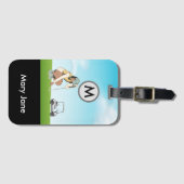 Golfdame golfer in gat met kartonnen monogram naam bagagelabel (Voorkant (horizontaal))