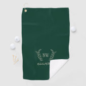 Golfer elegant monogram donkergroen golfhanddoek (Insitu)