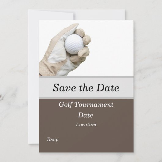 Golfer houdt golfbal aan voor Save the Date golfer Kaart (Voorkant)
