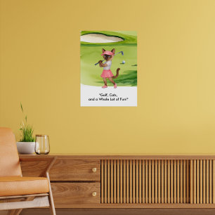 Golfer staat op de putting green voor Siamese kat  Poster