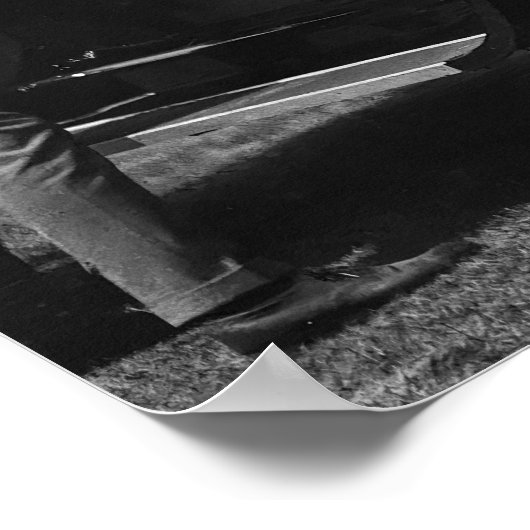 Golfer Teeding Off op Top of Car, Zwart-wit Poster (Hoek)