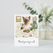 Golfer vrouw eet eten in clubhuis briefkaart (Staand voorkant)