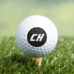 Golfer's Bold Initialen in Black Circle Monogram Golfballen<br><div class="desc">Er zal geen twijfel bestaan welke golfballen van jou zijn. Personaliseer met je initialen in dit vette lettertype. Typografie hier getoond in wit zwart en cirkel in zwart,  kleuren voor beide kunnen worden gewijzigd zoals u dat wenst. Zou een geweldig cadeau zijn! Andere opties zijn beschikbaar.</div>