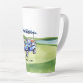 Golfkar op golfbaan putting green latte mok (Rechterhoek)