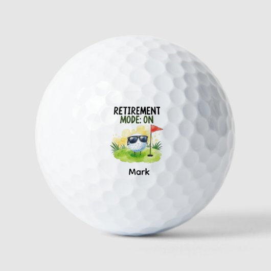 Golfpensioen met bal op green  (Voorkant)