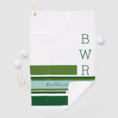golfspeler en groene strepen voor initialen golfhanddoek (Insitu)