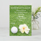 GolfVrijgezellenfeest met bal en bloem op groen I Kaart (Staand voorkant)