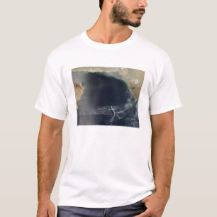 Golfwolken over het Arabisch Zee T-shirt