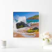 Golven botsten op het strand, Hawaii Vierkante Klok (Huis)
