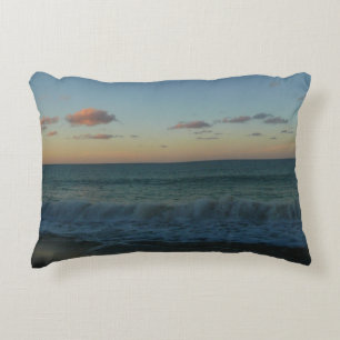 Golven kruipen in het Zonnestrand Landschap Decoratief Kussen