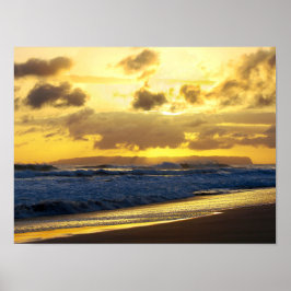 Golven kruipen op Kauai Beach op Sunset Poster