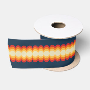 Golven ontwerp in beige, geel, sinaasappel, rood, satijnen lint