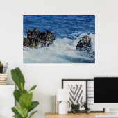 golven spatten op koraalrotsen Prints (Thuiskantoor)