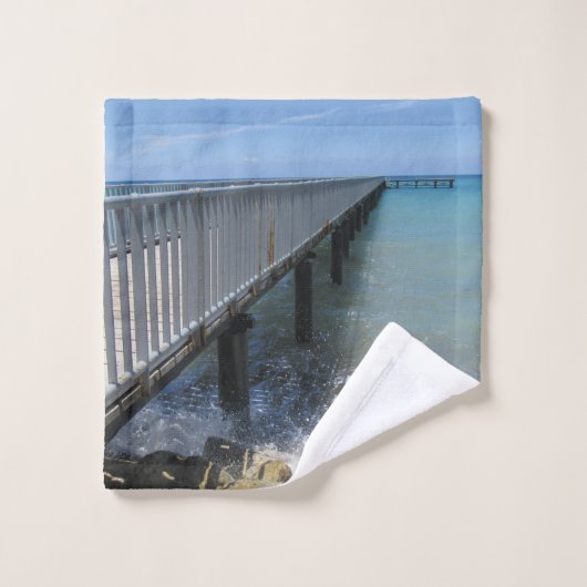 Golven splitsen op het ontwerp van de Wit Bad Handdoek (Wasdoekje)