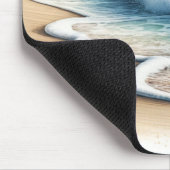 Golven van de branding op een rustige kust muismat (Hoek)