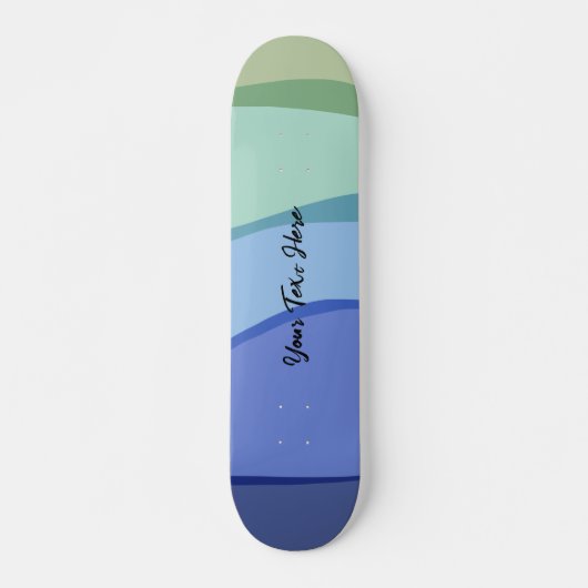Golvend modern ontwerp lichtblauwe aangepaste teks persoonlijk skateboard (Voorkant)